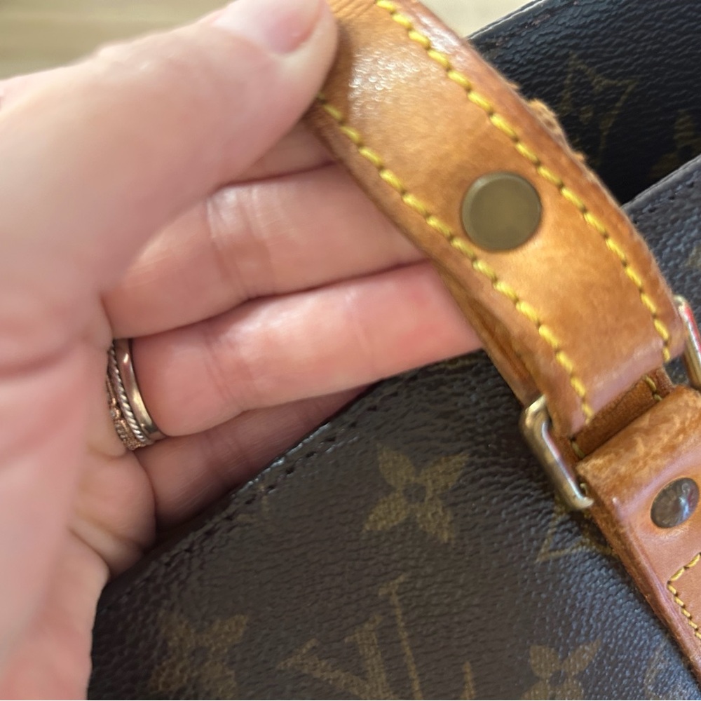 Louis Vuitton Brown Monogram Shoulder Bag - Picture 8 of 8